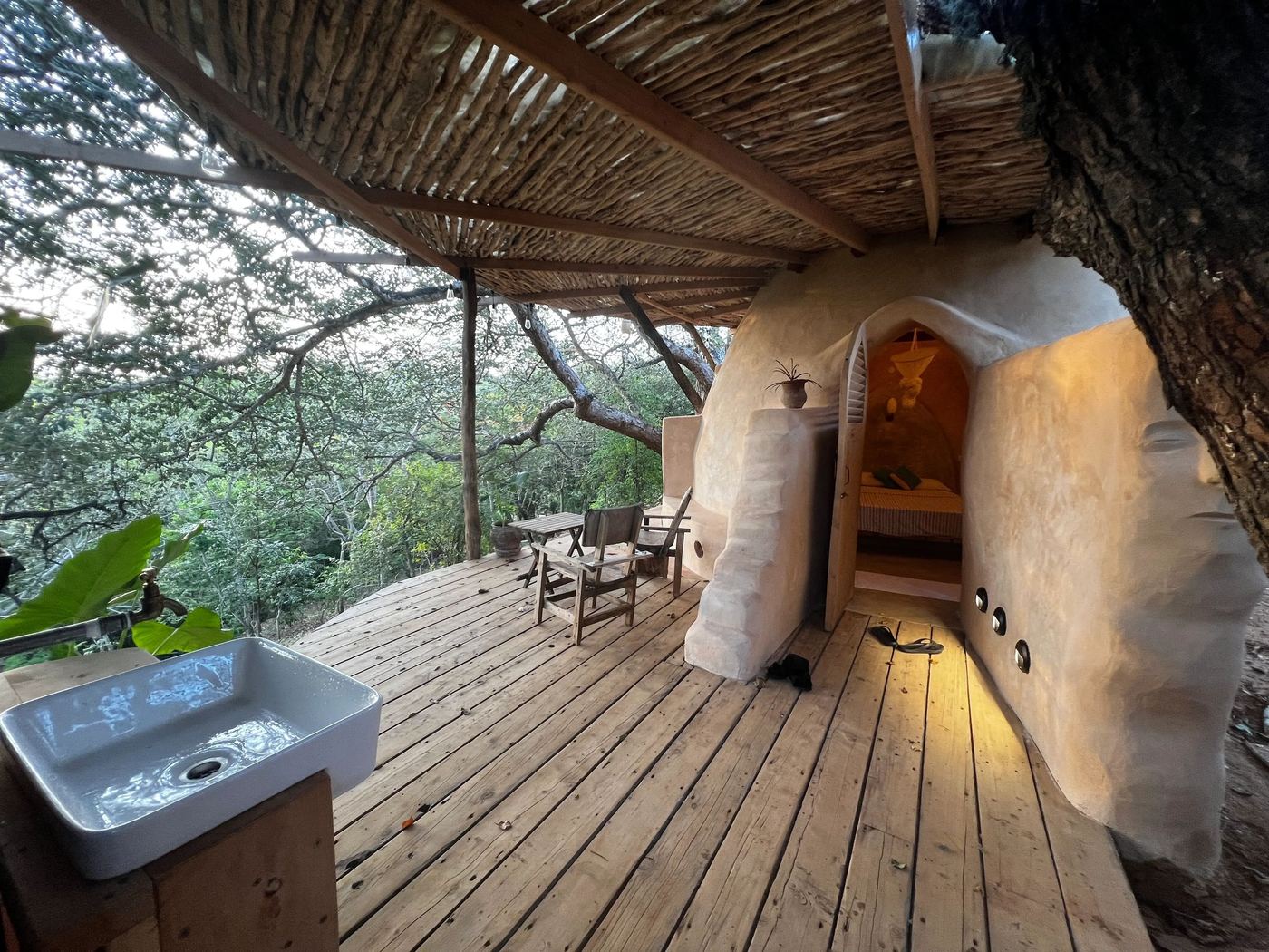 Distant Relatives Ecolodge, Kilifi Creek, Kenya coast